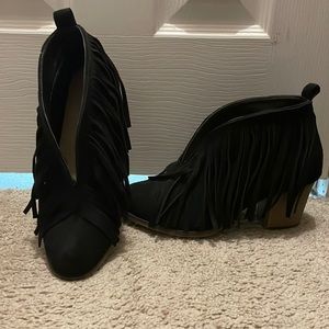 Fringe bootie